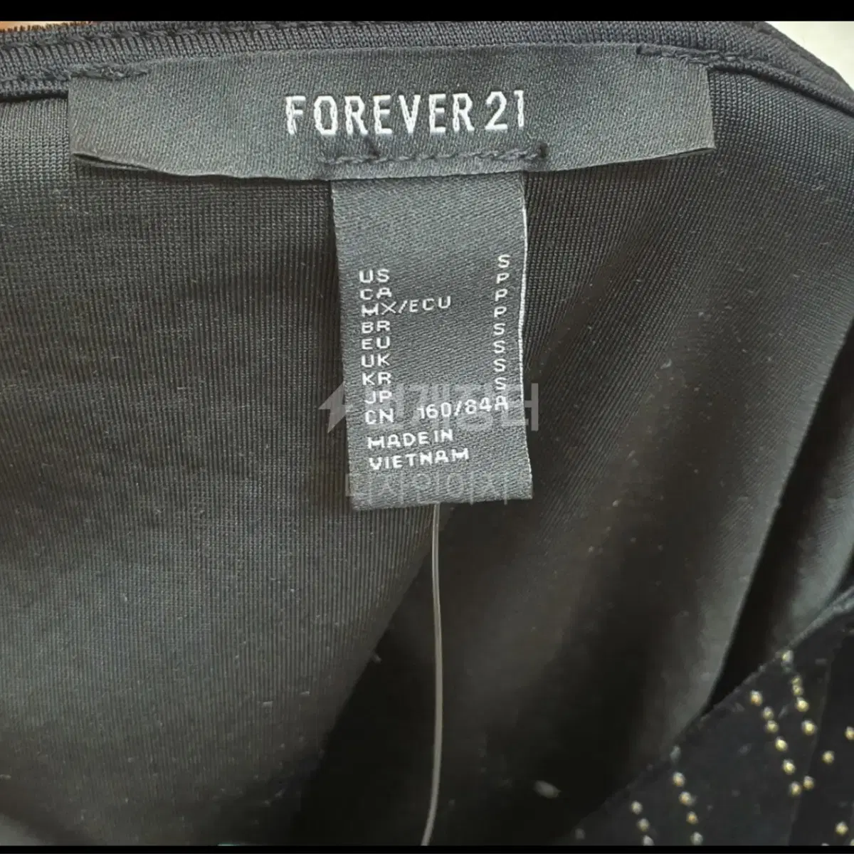 포에버21 forever21 벨벳 벨로아 샤이닝 슬림 타이트 미니 원피스