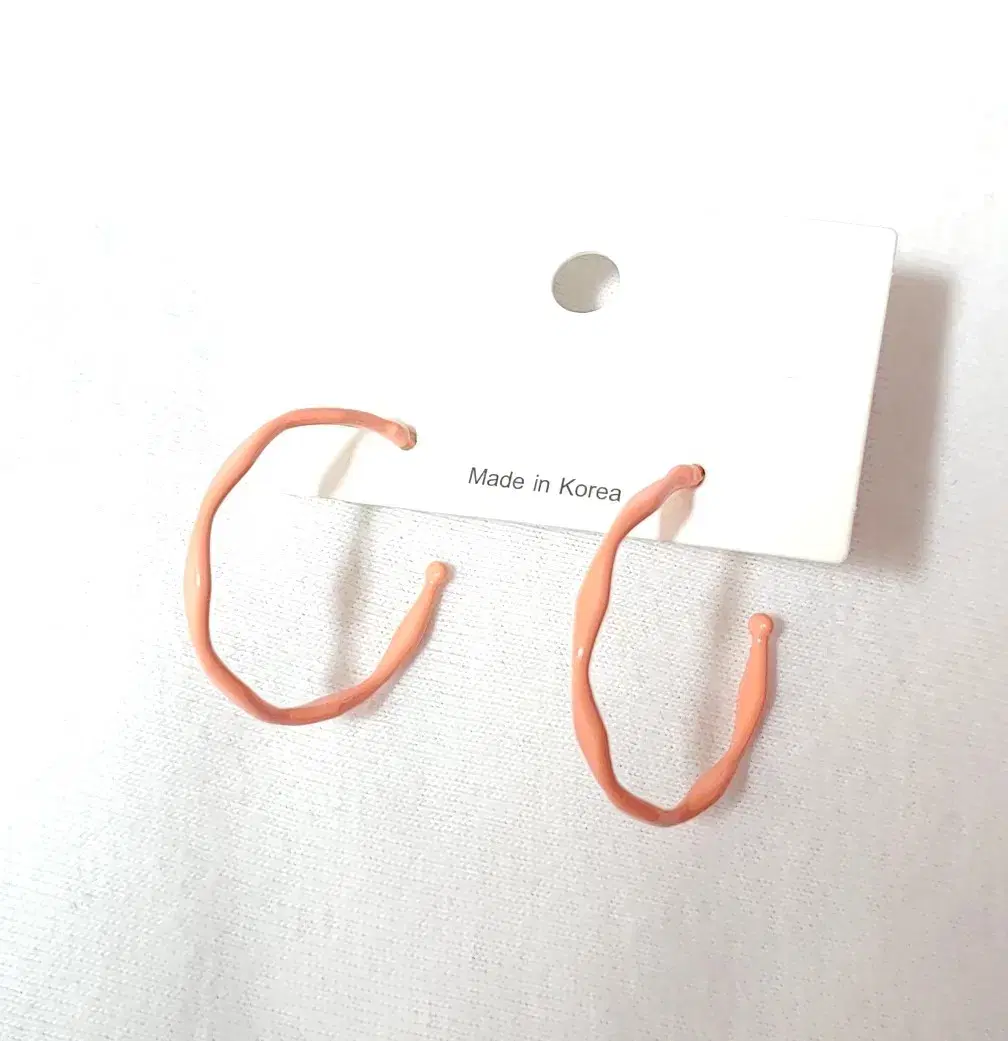 * Open ring earrings 2.5cm