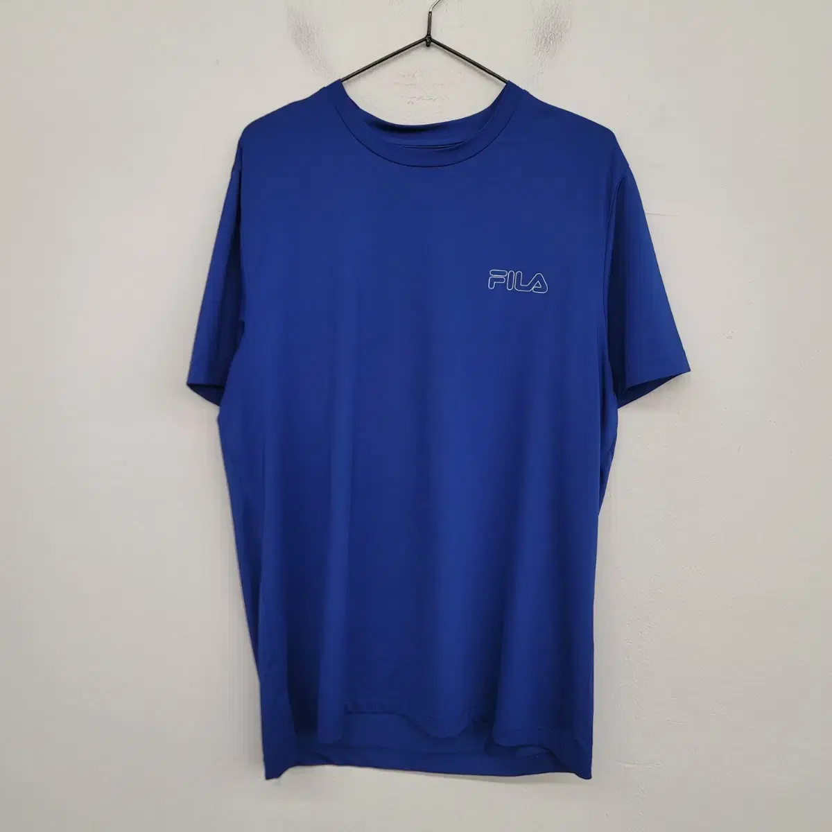 [105/XL] I'm selling a functional Vahn short-sleeved T-shirt from FILA.