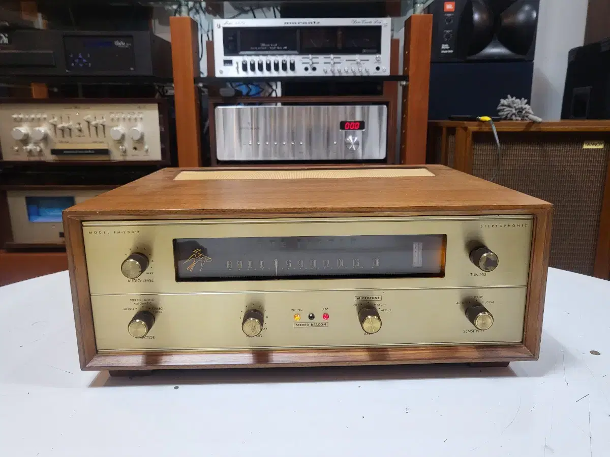 피셔 Fisher 진공관튜너 model  fm-200-b