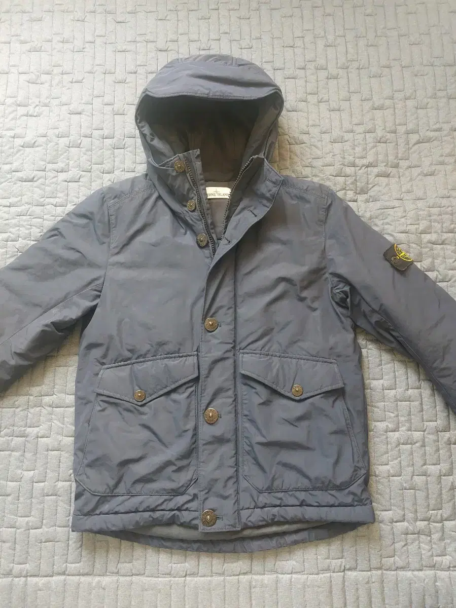 (Tacpo) Stone Island MicroLapse Padding Size S