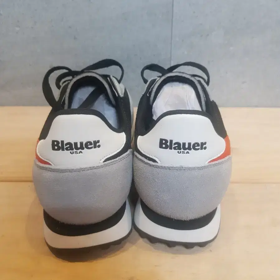 Blauer U.S.A 미착 스니커즈!