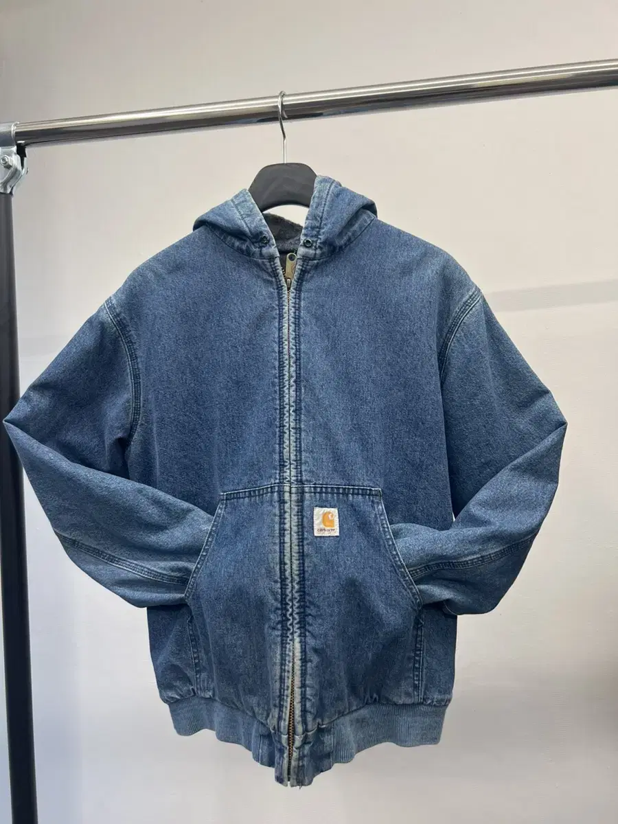 Calhart Vintage Duck Active Denim Jacket