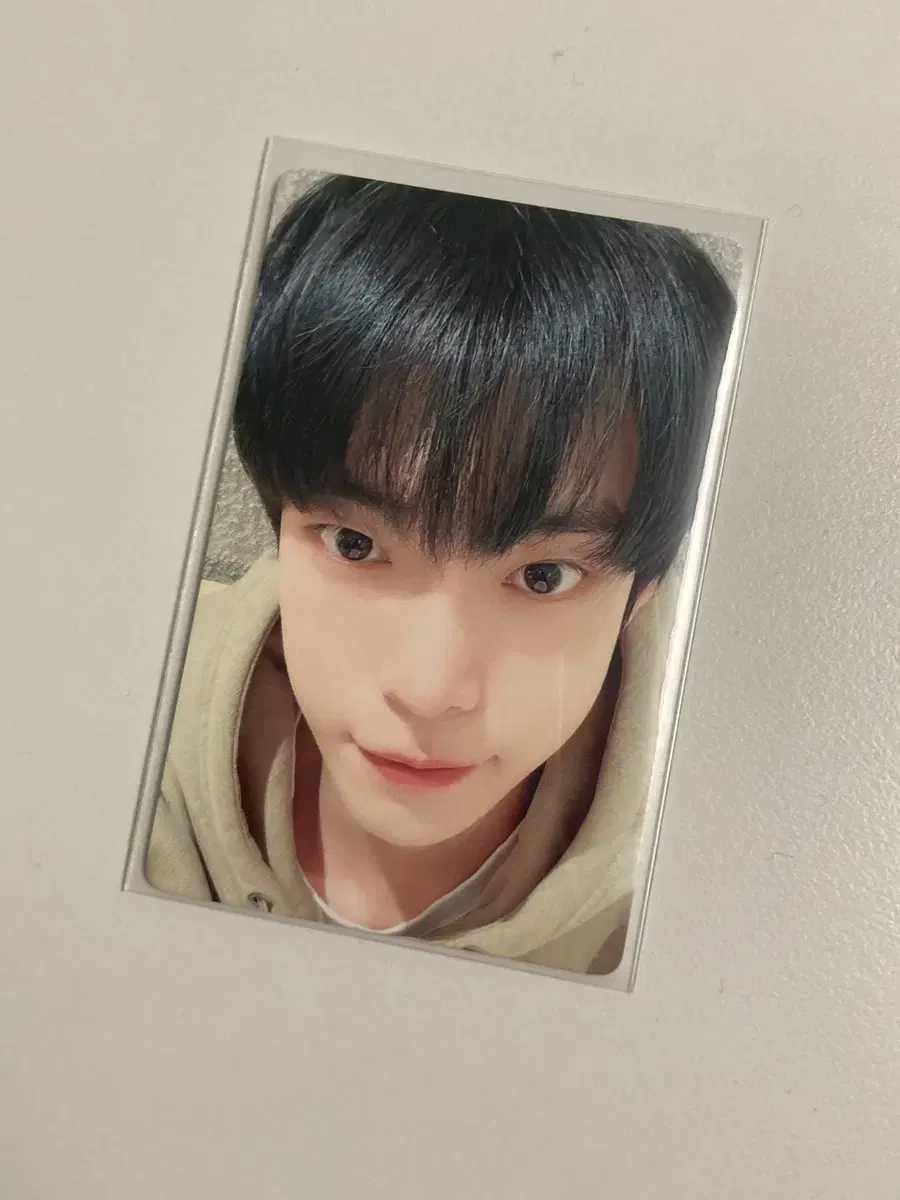 NCT127 yizhiyu 1st doyoung photocard unreleased photocard New Bom Concert Foam Digipack