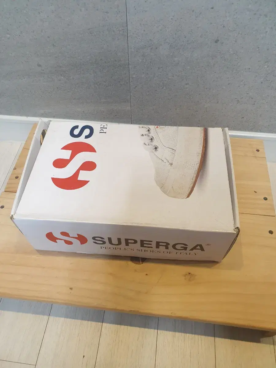 박풀 SUPERGA 스니커즈! 미착 새거. 5.9만템!