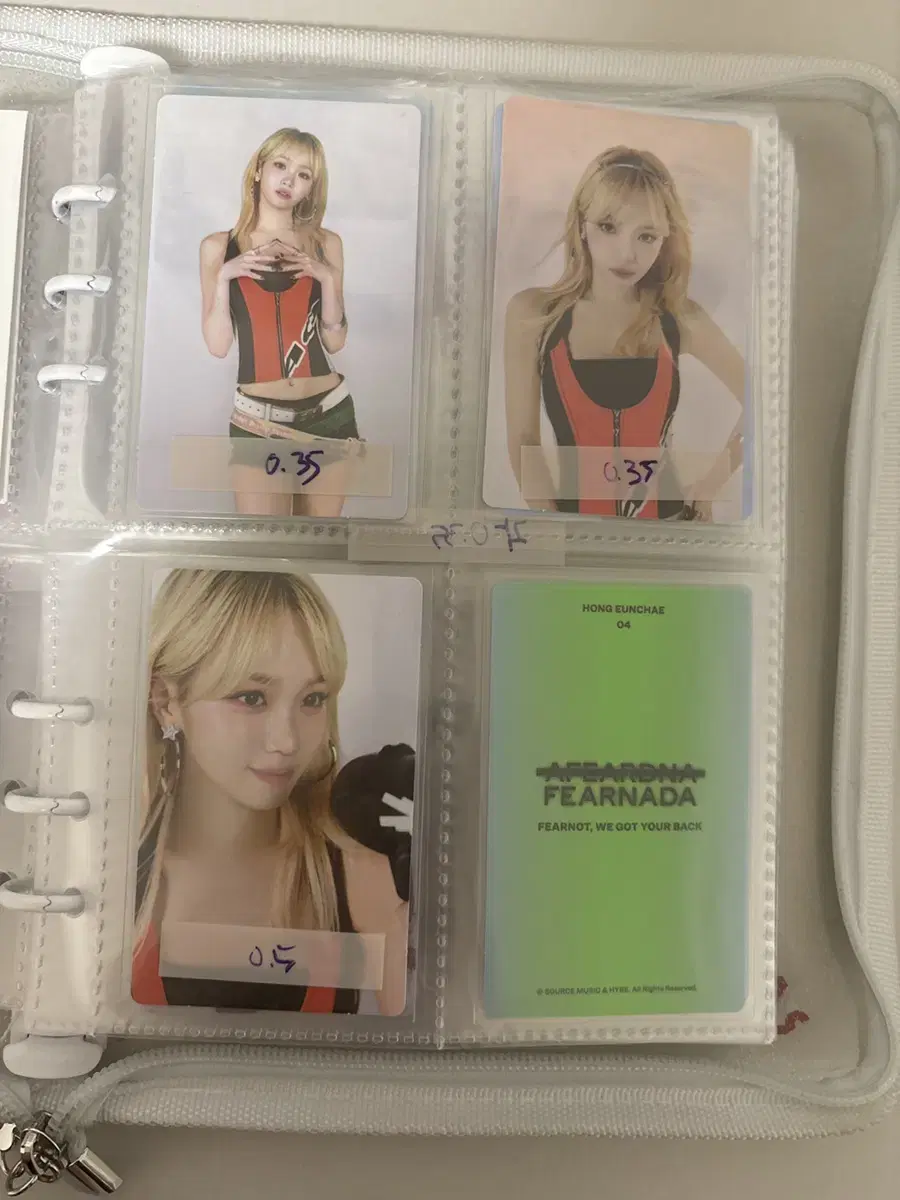 Le Sserafim Random Photocard Pack