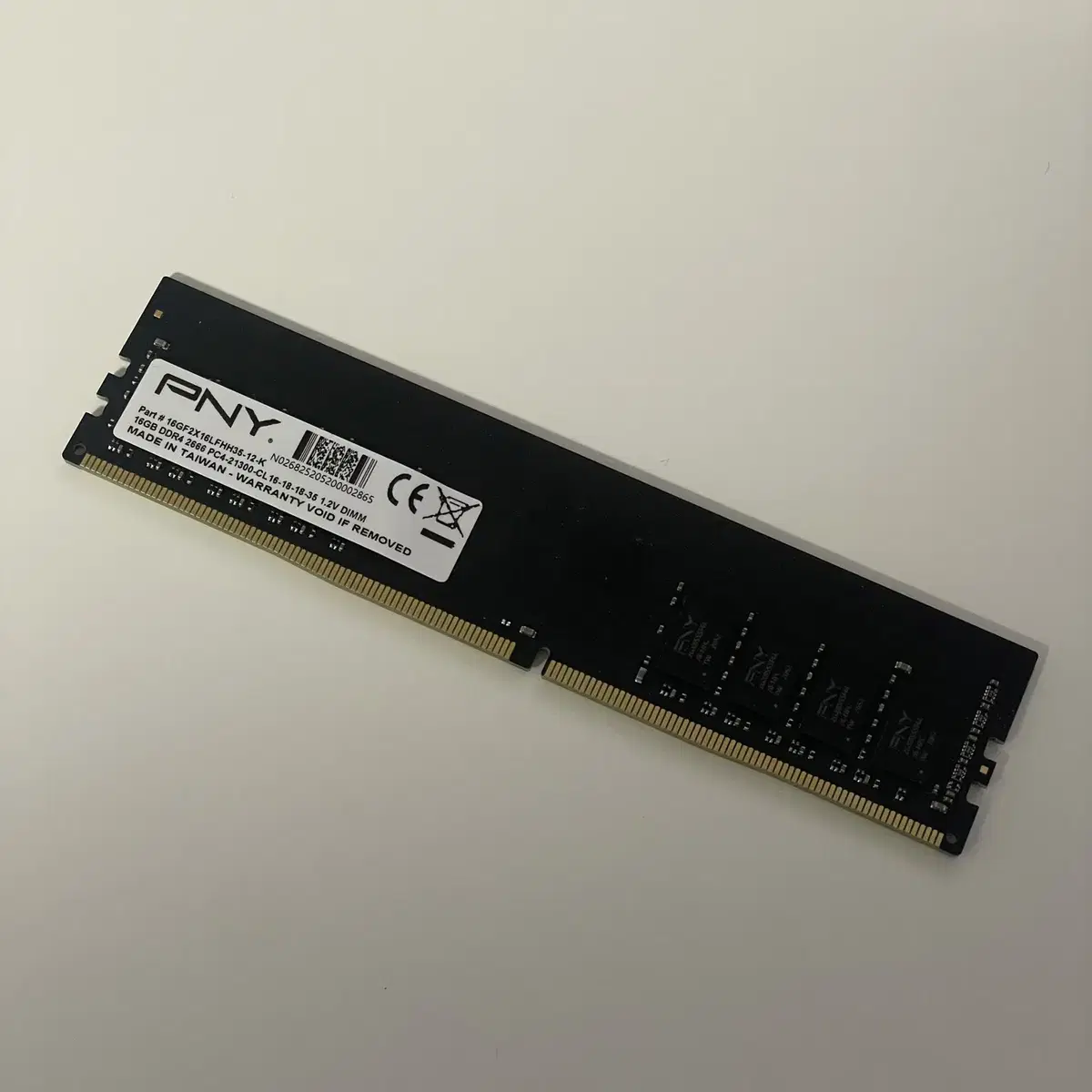 PNY ddr4 16gb 램