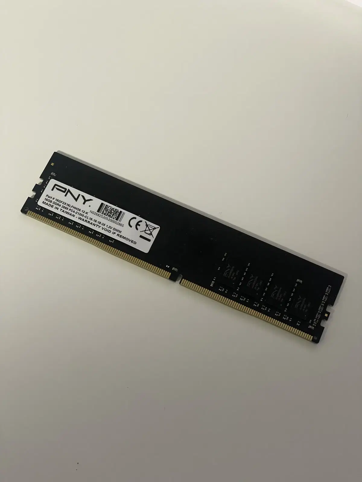 PNY ddr4 16gb 램