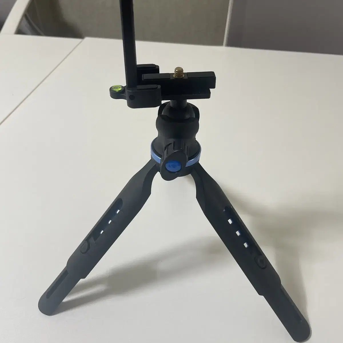 견고한 미니삼각대 유튜브용(Mini Tripod)