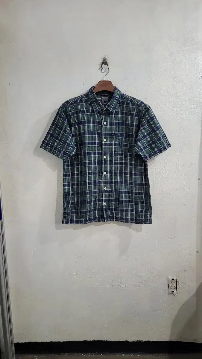 [L]VINTAGEVintage green checked patternDetailed short sleeve shirtSouthern colorsFun!