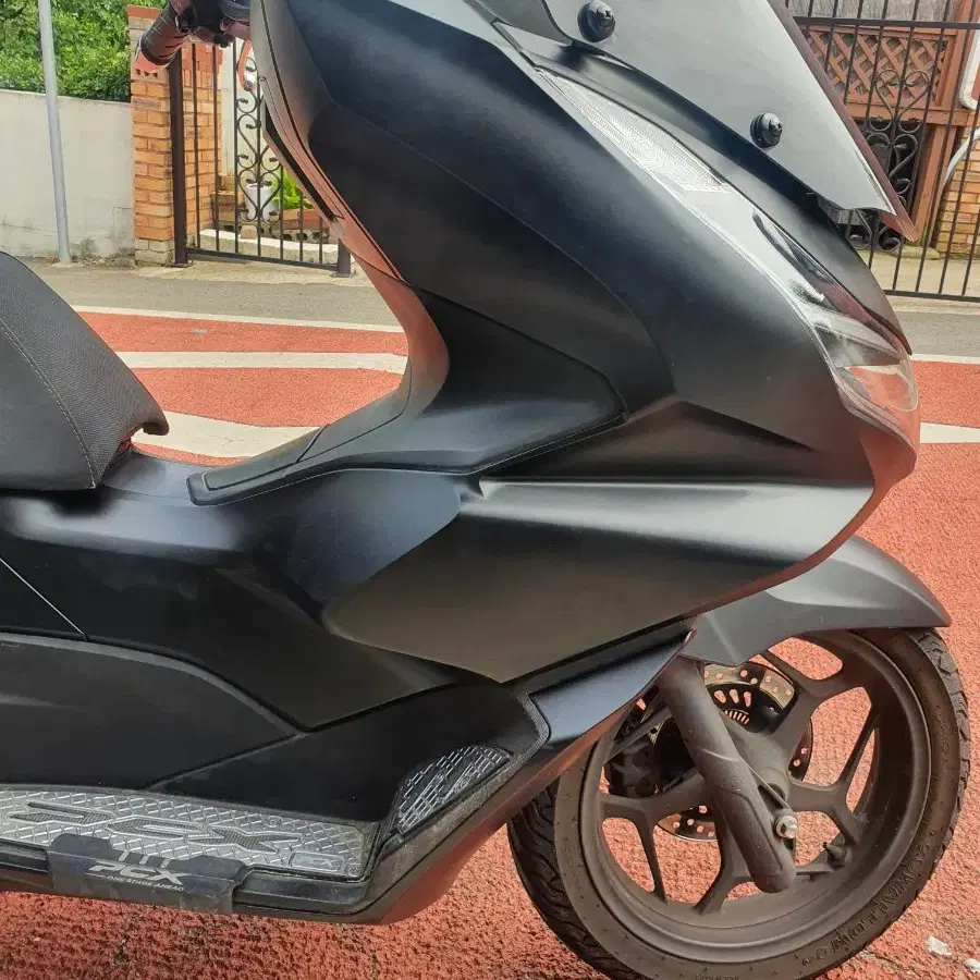 PCX 21년식 팝니다.