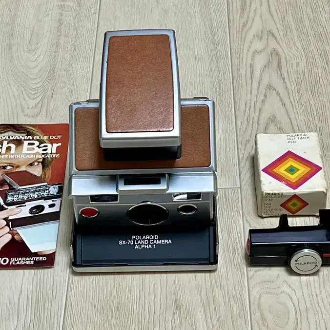 폴라로이드 카메라  SX-70 알파1 풀박스 초레어템