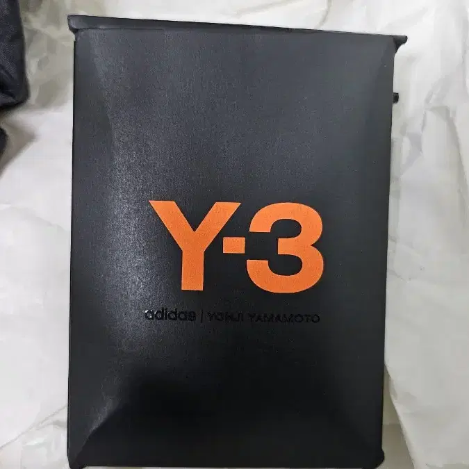 요지야마모토, Y-3 255