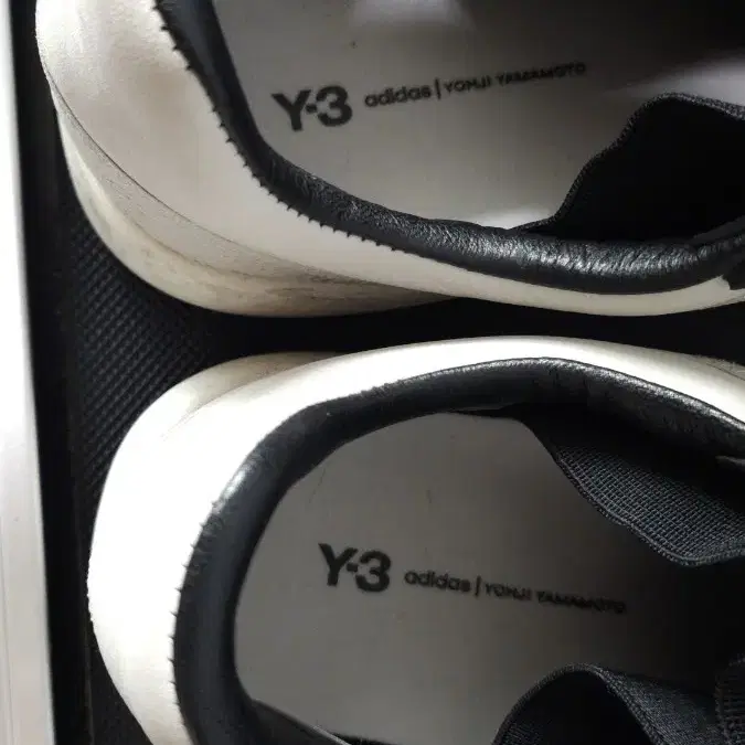 요지야마모토, Y-3 255