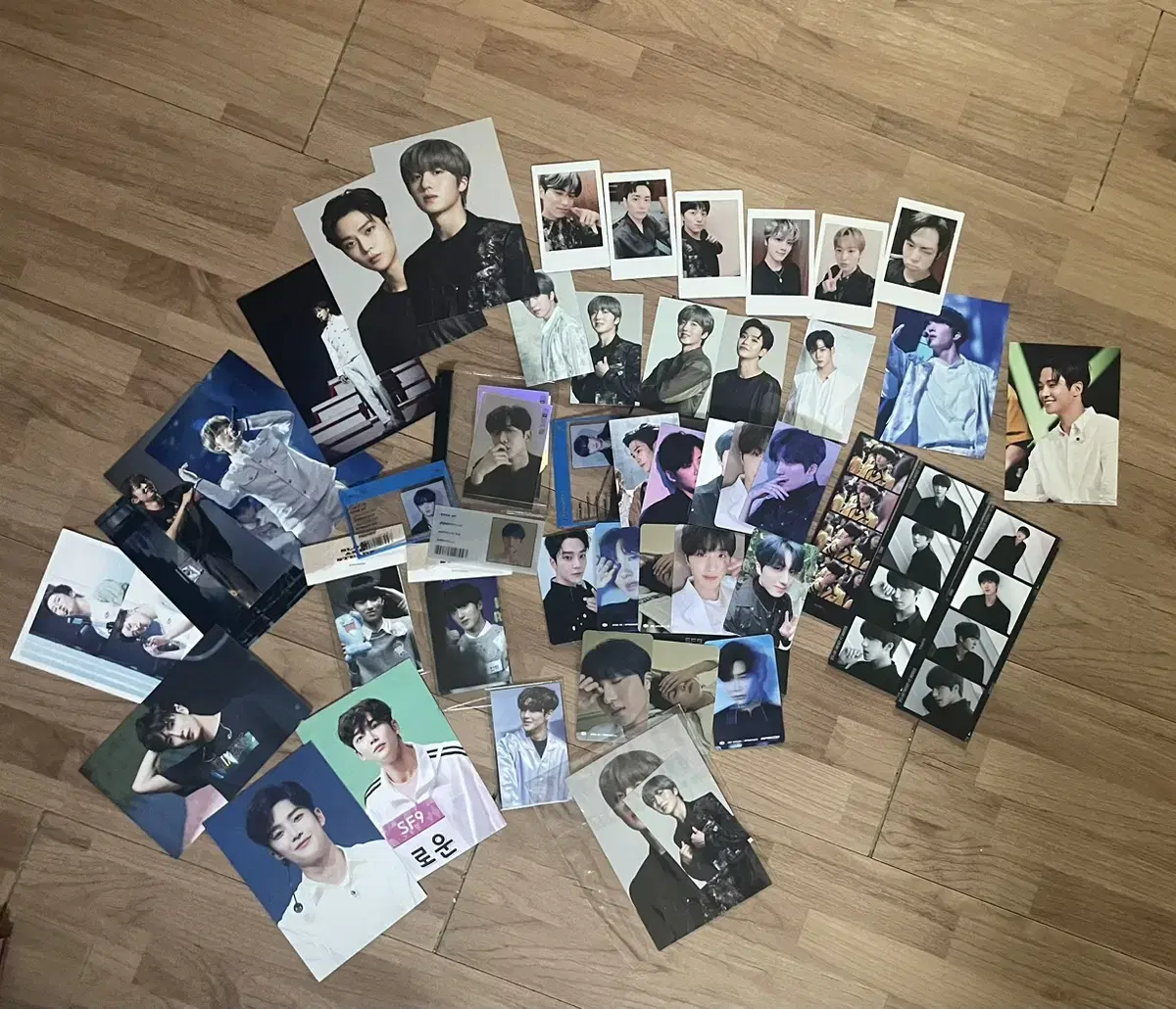 SF9 Merchandise rowoon chani Photocards