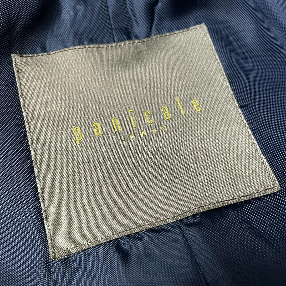 Panicale 빠니깔레 패디드 폴리 코트