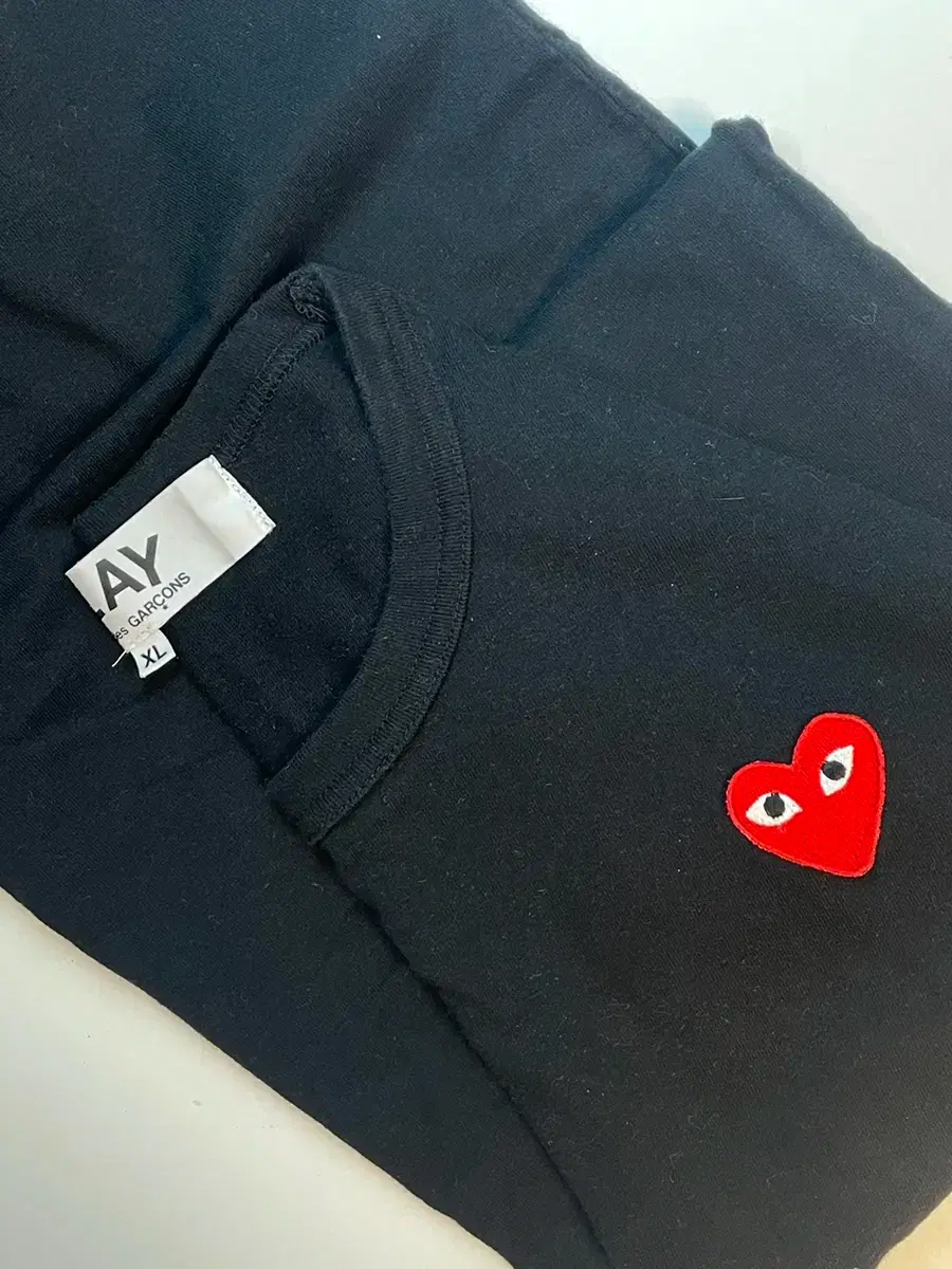 Comme des Garçons Play Logo XL Long Sleeve (Black) Final Price Negotiation