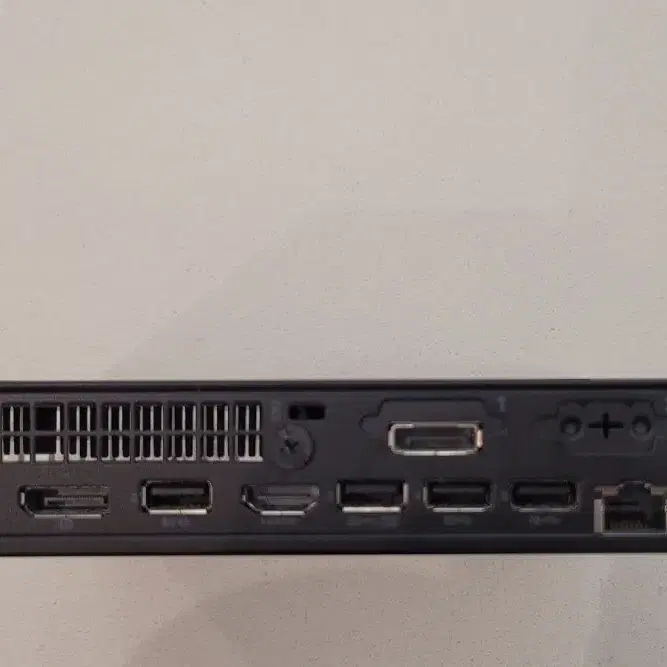 Lenovo Thinkcentre M70Q Tiny