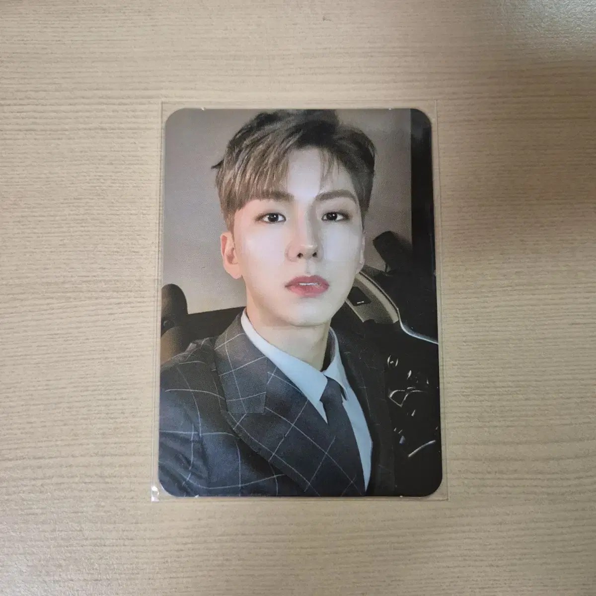 Monsta X kihyun photocard Fatal Love Lovekilla ver.3