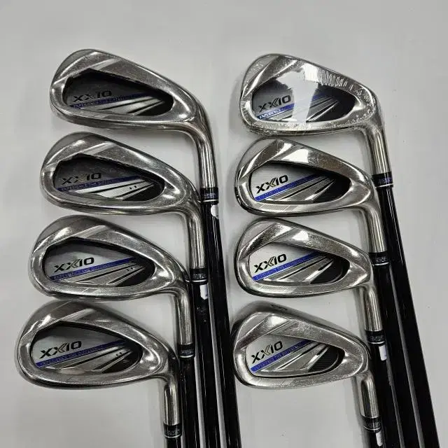 Jexio DunlopGenuine MP1100K R Used 8-Iron (5-SW)