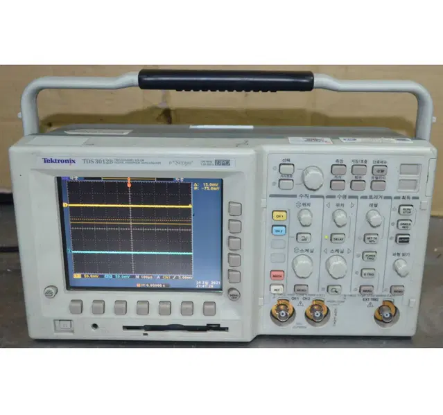 Tektronix 3012B 100Mhz DPO Oscilloscope