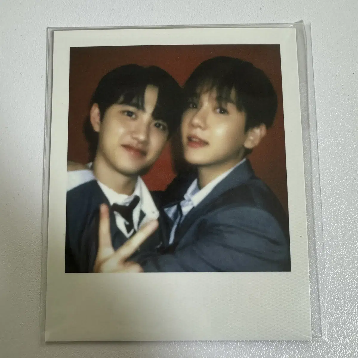 exo baekhyun d.o. season's greetings polaroid