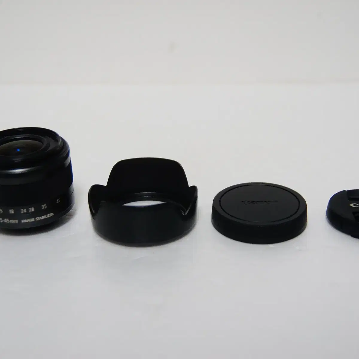 [캐논] 신번들 EF-M 15-45mm 블랙 렌즈팝니다.(7.5만원)