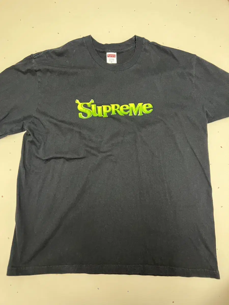 Supreme T-Shirt Shrek & Splatter