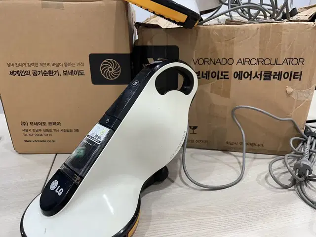 LG 침구청소기 화이트 VH9211D