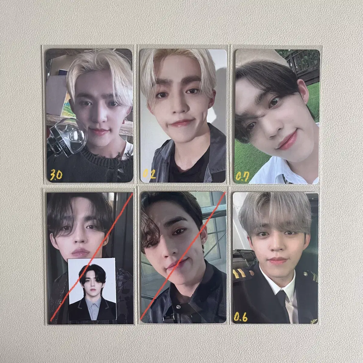 Seventeen Seungchul s.coups Sells photo cards wts 