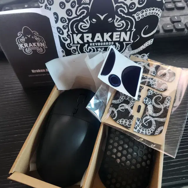 [새상품] KRAKEN AERO 초경량 무선 게이밍 마우스