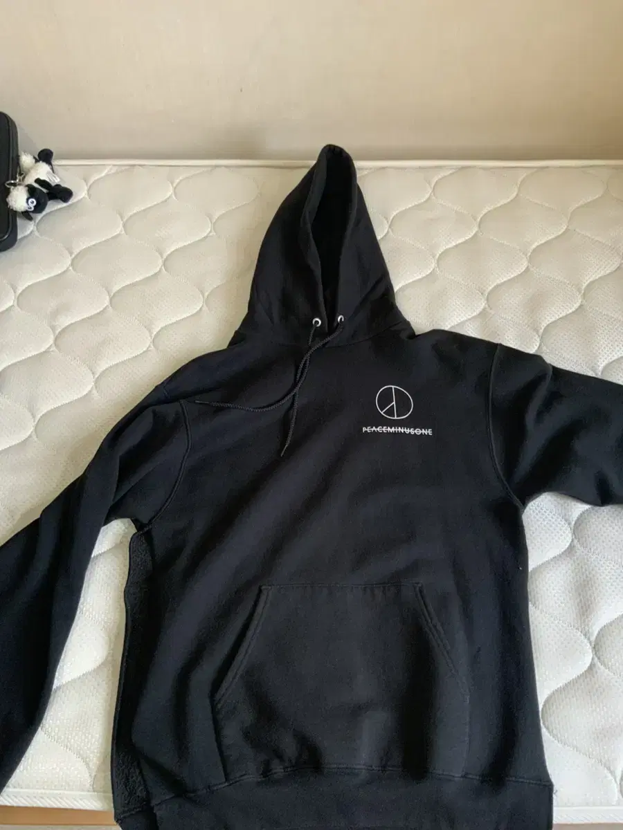 Pimawon Champion Collaboration Side Slit Hoodie sells size M