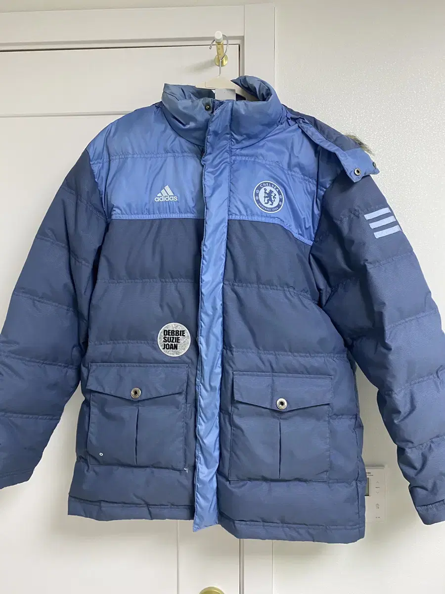 Size 100) Adidas Chelsea Padding for sale