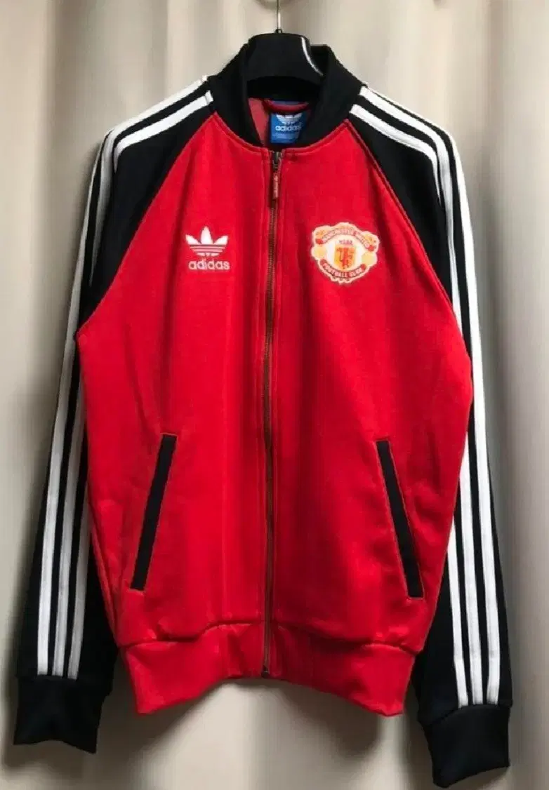 Adidas Man U Rare Captain Jersey Black Tooth