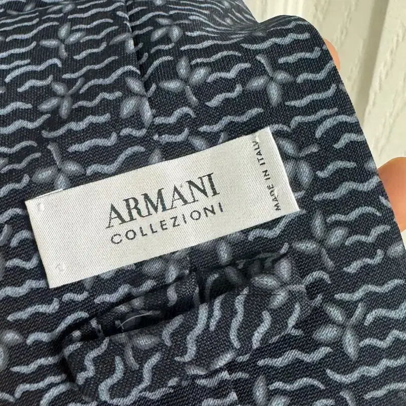 ARMANI COLLEZIONI 아르마니 꼴레지오니 넥타이