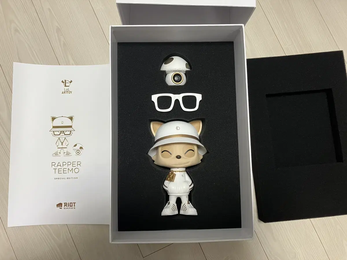 League of Legends 10th Anniversary limited edition Raphie Timo