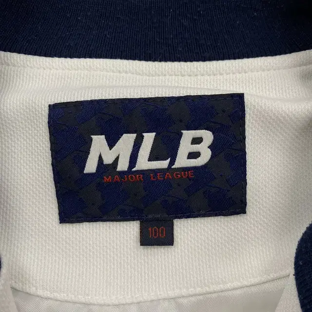 MLB 뉴욕양키스 스펠아웃 스트라이프 트랙탑