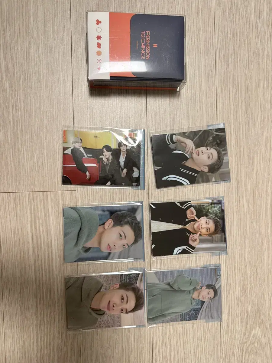 Bangtan Puttuddle Mini Photocard