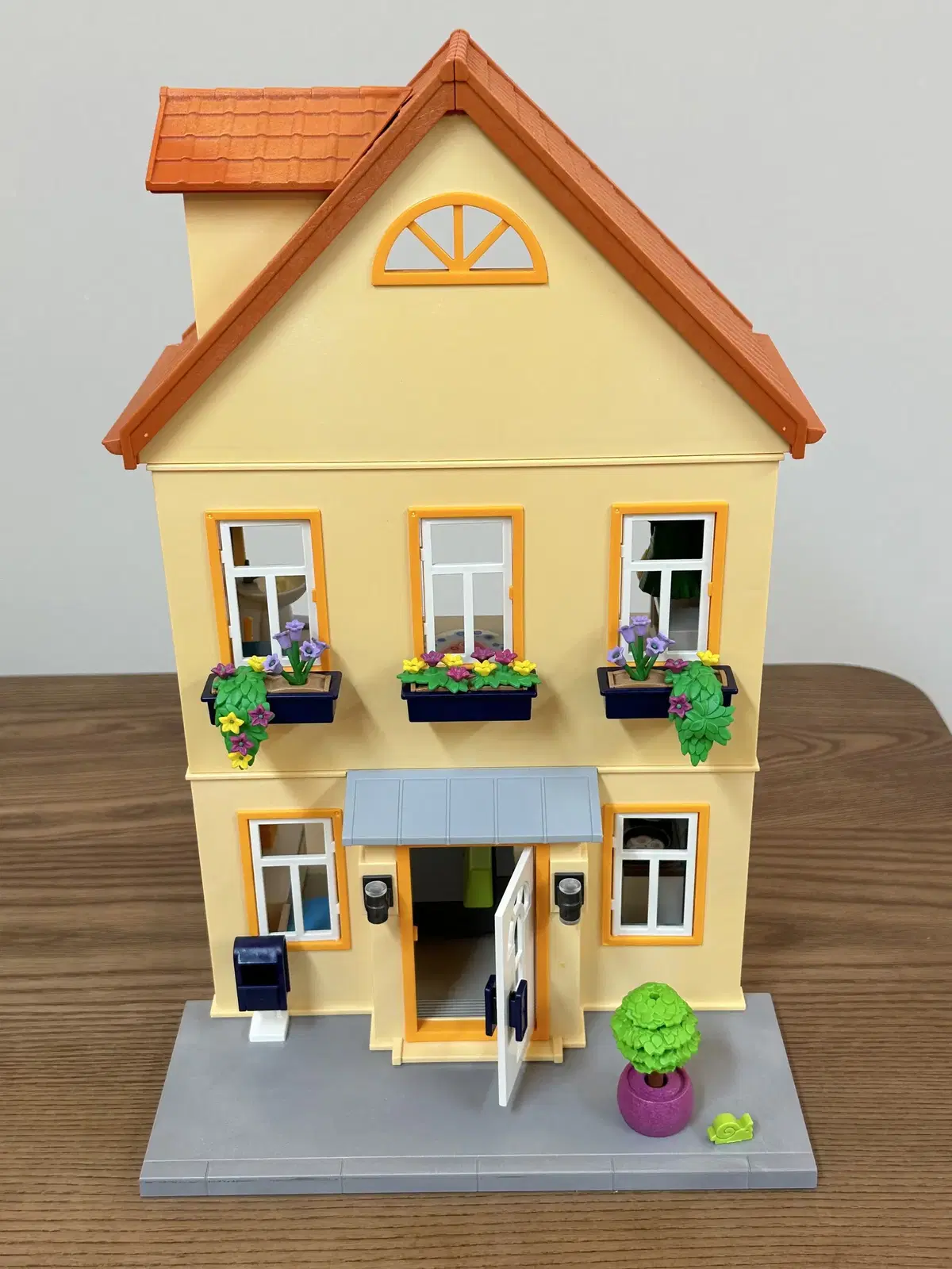 PLAYMOBIL Playmobil 70014 Townhouse