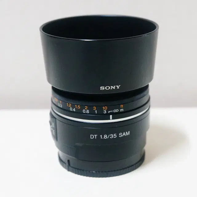 [소니] 카페렌즈 SAL35mm f1.8 알파마운트팝니다.(10.5만원)