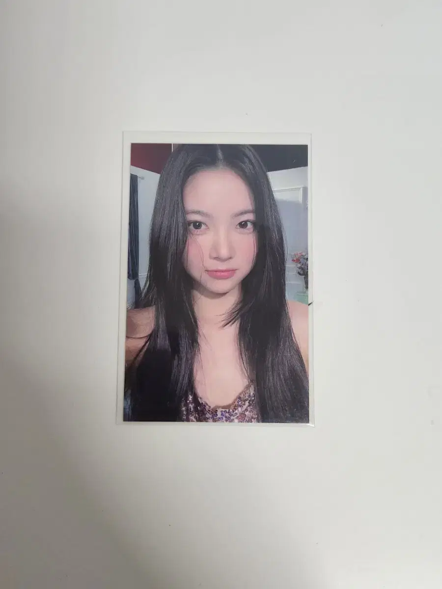 le sserafim hong eunchae for sale pieris showcase photocard wts