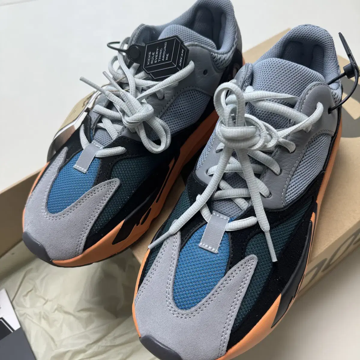 아디다스 이지700 yeezy boost 700 265