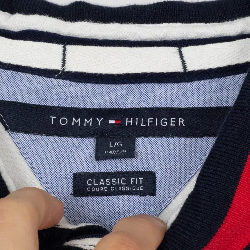 e0492 tommy hilfiger ( size : men L )반팔티