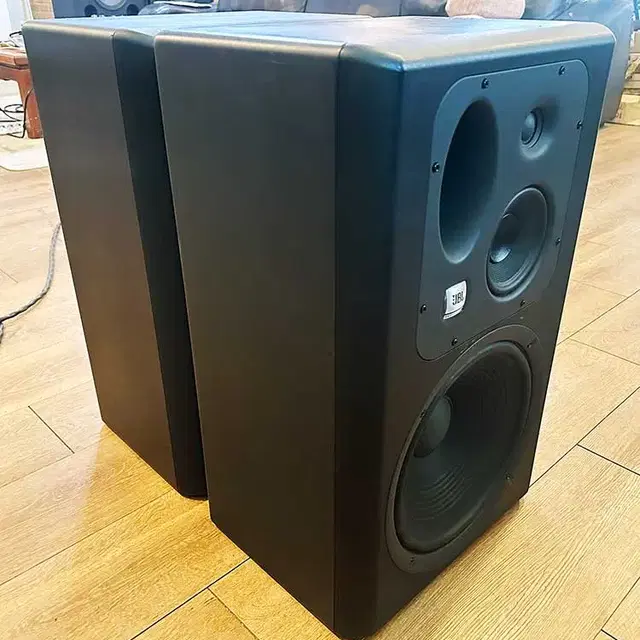 JBL 12인치 3웨이 스튜디오 모니터 스피커 LSR6322