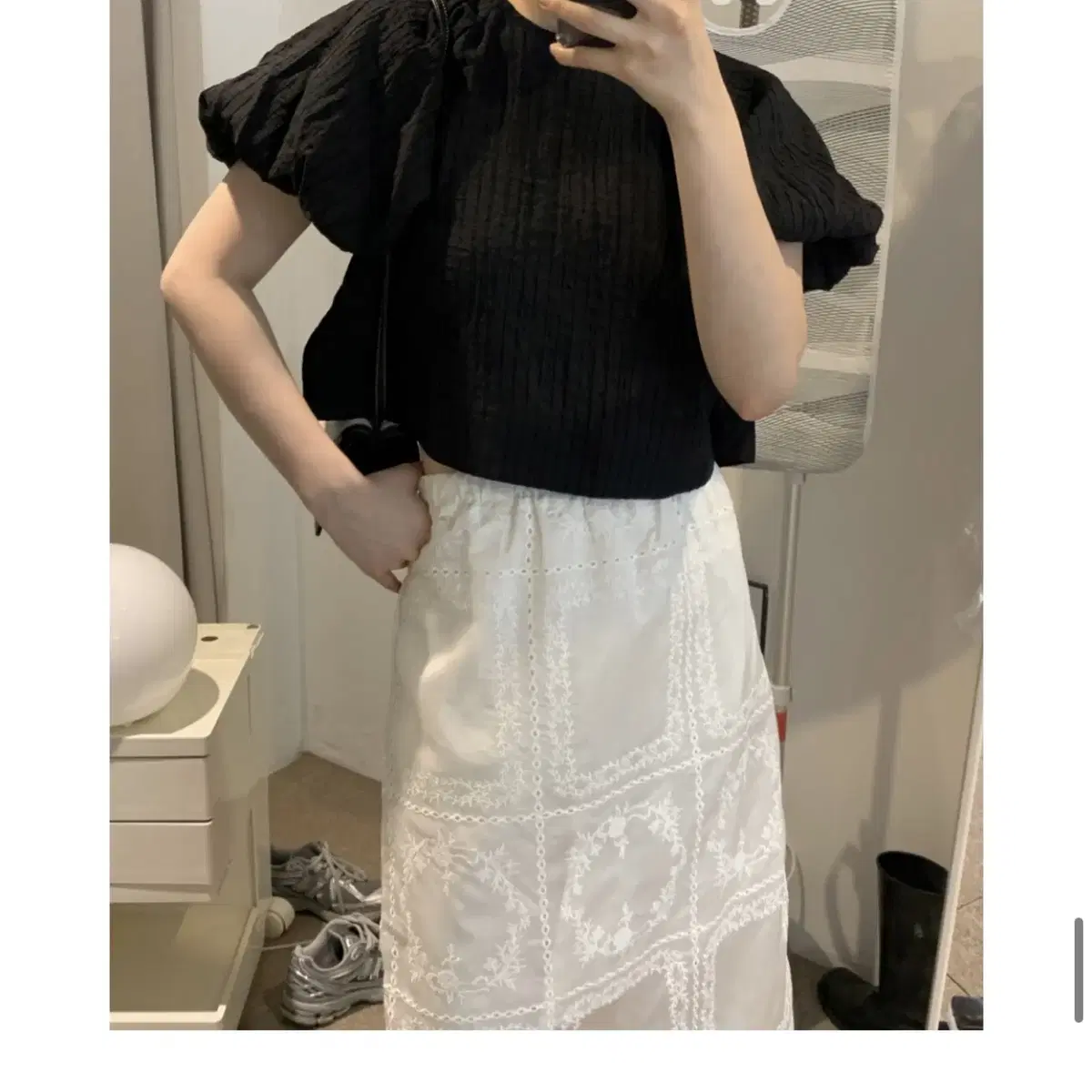 위브 loa volume blouse 블랙 새제품