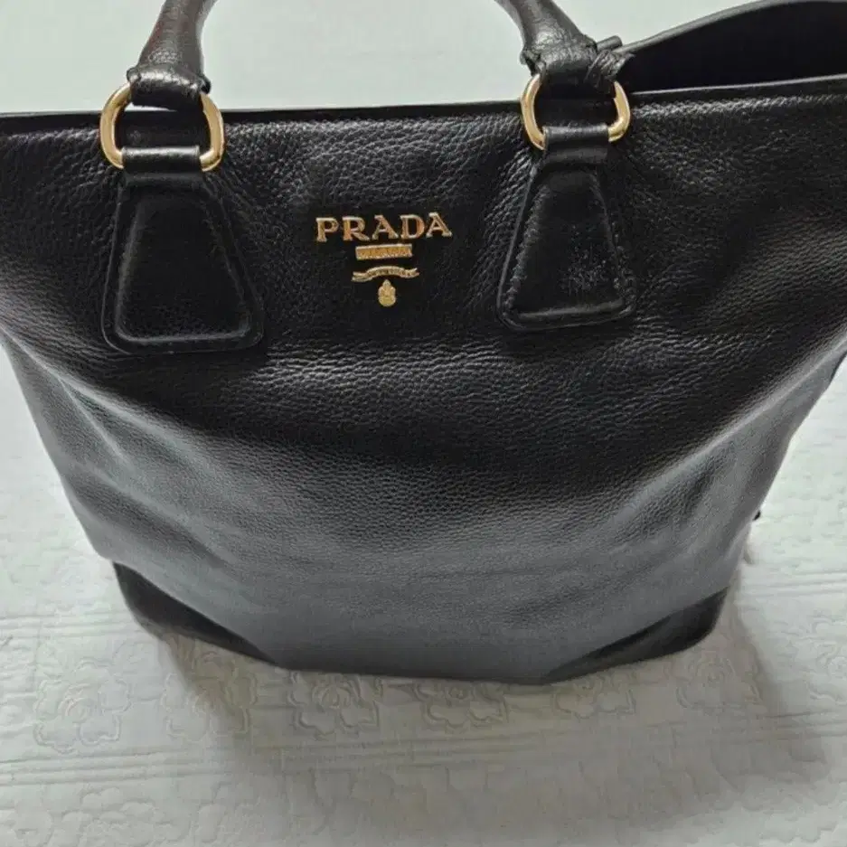 PRADA. 프라다.호보백