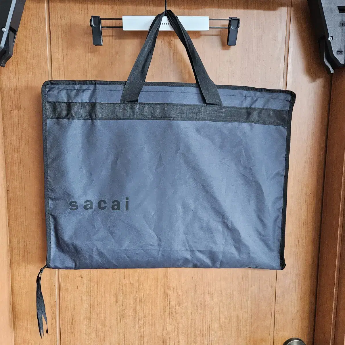 Sakai Garment Bag