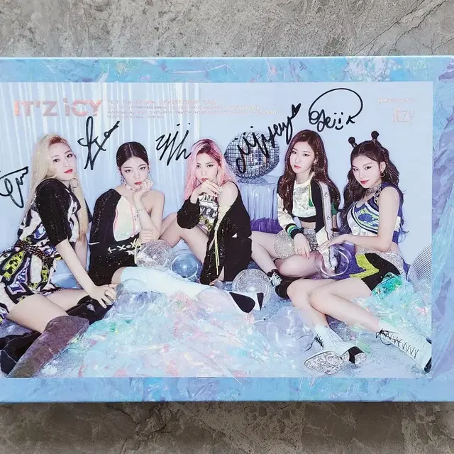 잇지 ITZY 'IT'Z ICY' 친필 사인 CD 앨범 포카 풀세트