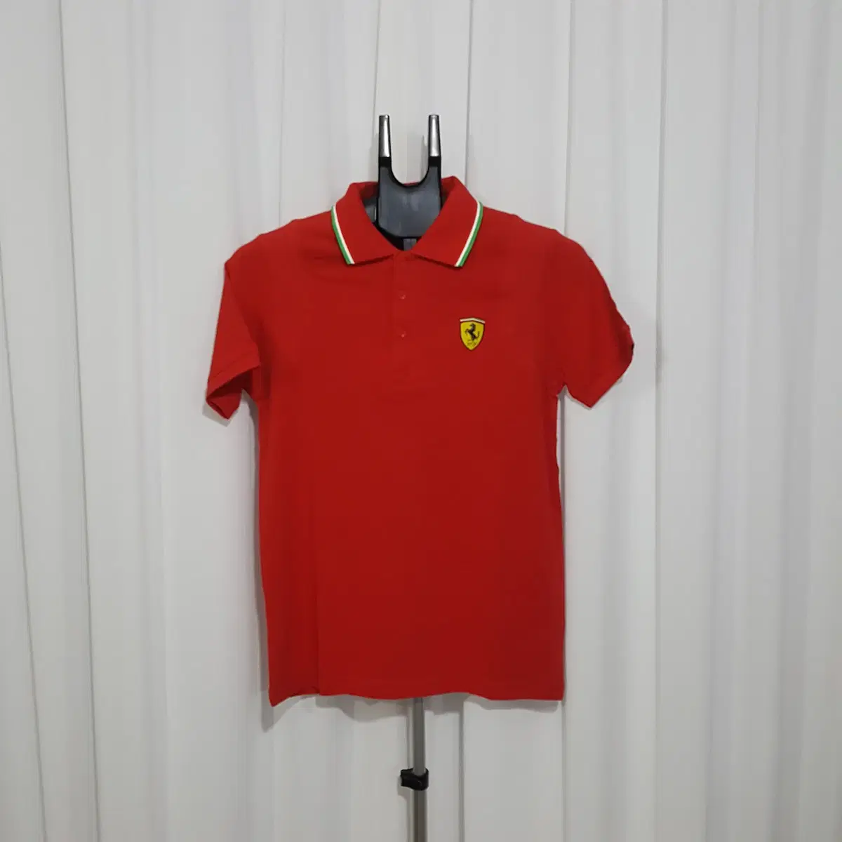 Unworn Ferrari Short Sleeve Karati 90 Recommended Oiler