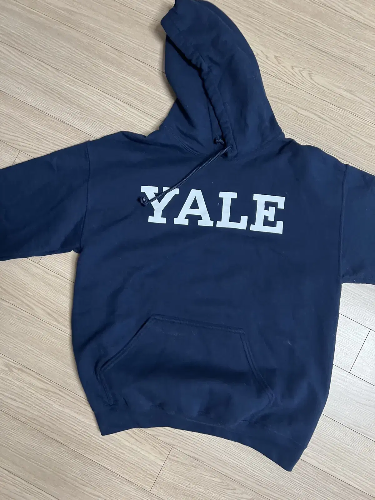 한정가격) yale 후드티